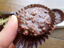 Load image into Gallery viewer, Hawaiian Host Macnut Crunch