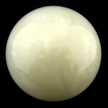 Load image into Gallery viewer, Butteroj Yellow Ivory Pearl 38 mm Ball Top